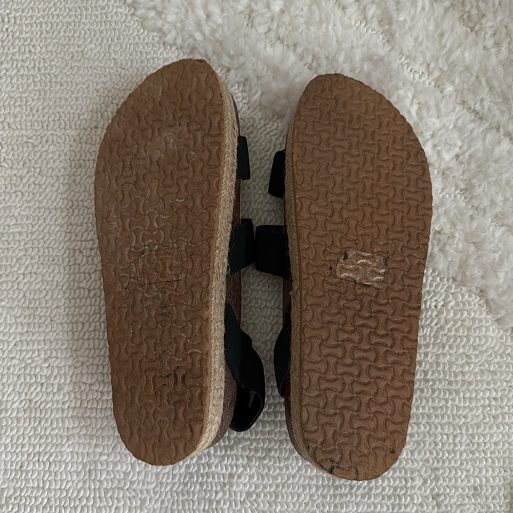 Sandal - Picture 6 of 6